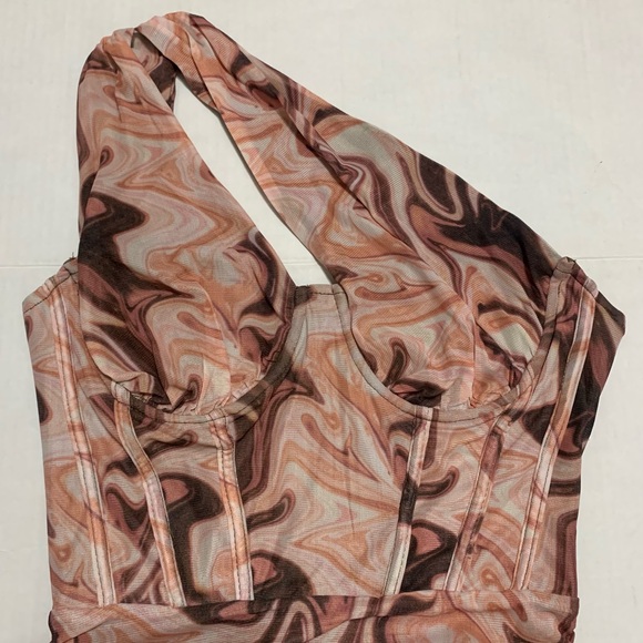 🛍️ BLANC Brown Marble Print One-Shoulder Ruched Mesh Mini Dress - Size S - Picture 4 of 10